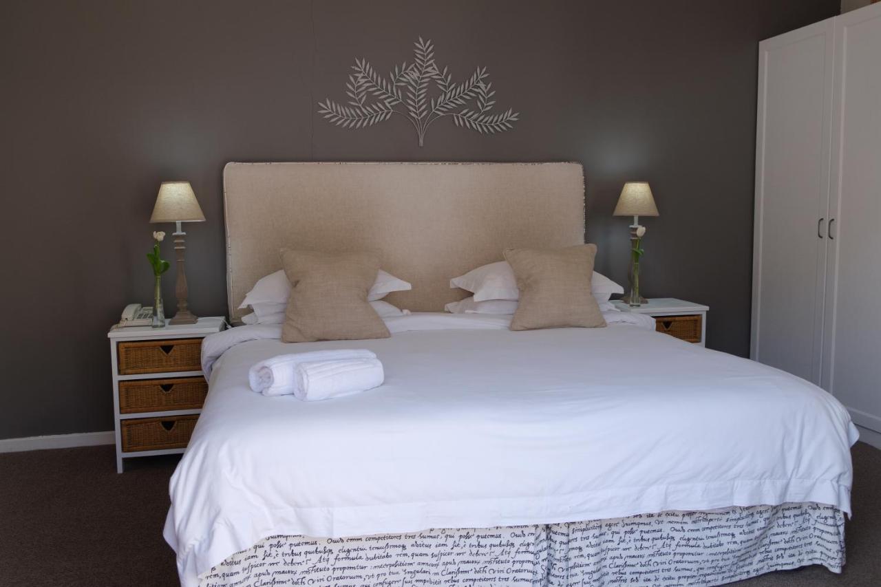 Constantia White Lodge Guest House Cape Town Ngoại thất bức ảnh